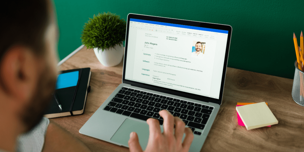 For IT job placements submit your resume to recruitment company in India